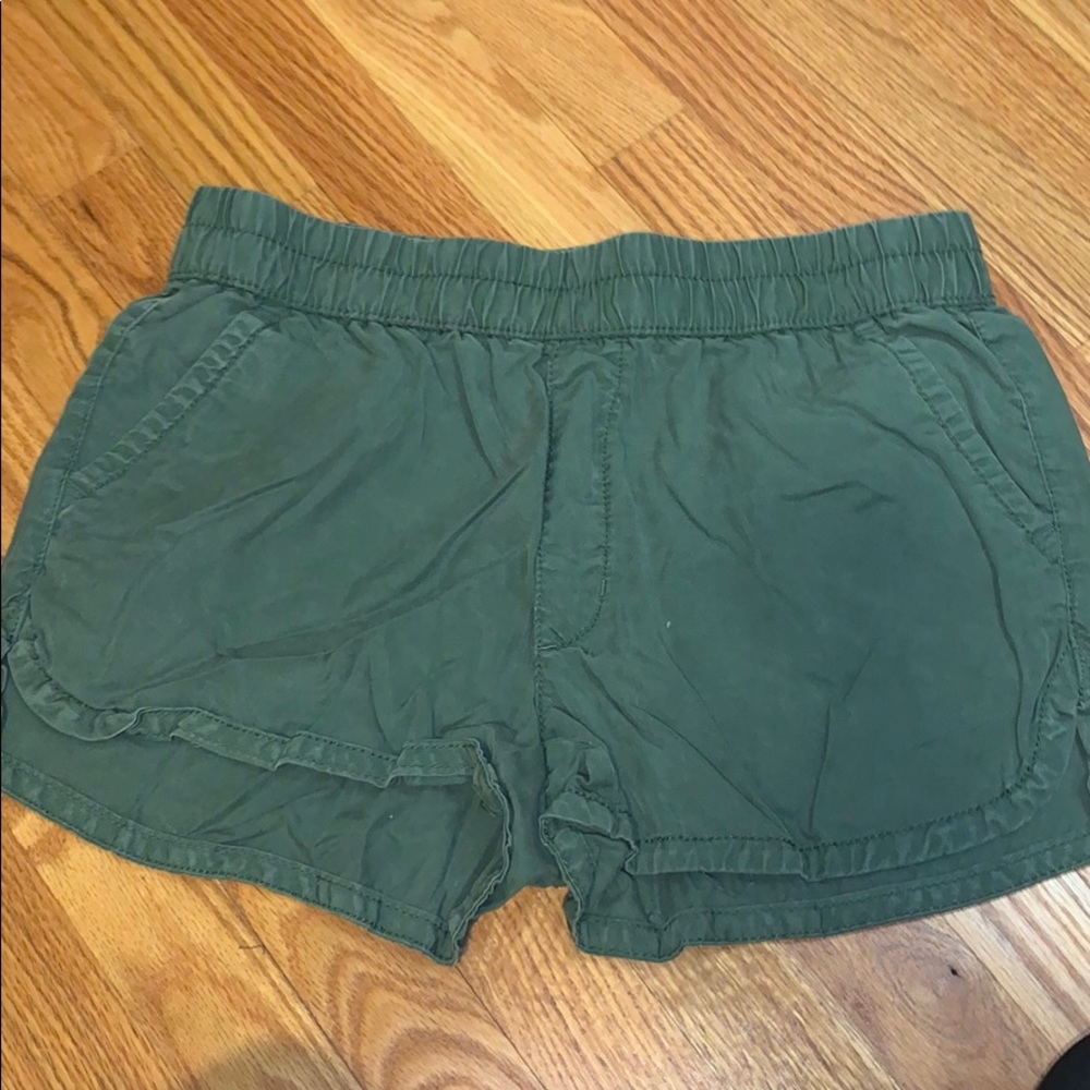 American eagle shorts, size medium